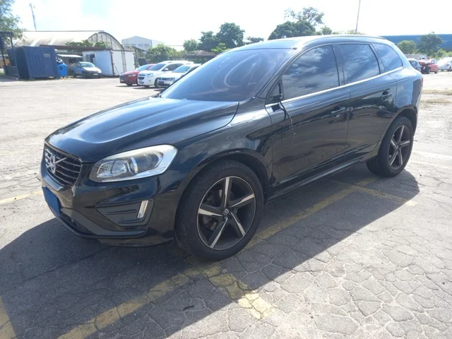  XC60 2.0 T5 R-DES ANO 2015/2016
